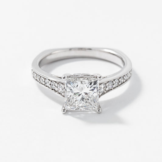 Lab Grown Princess Cut Diamond Engagement Ring (1.75 ct tw)