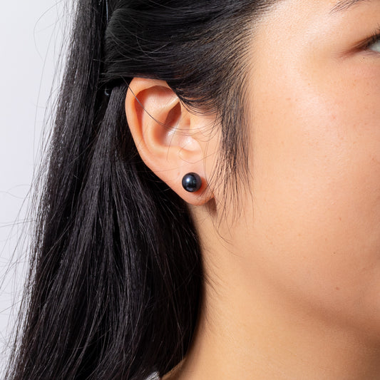 8-8.5mm Black Peacock Pearl Stud Earrings in 14K Yellow Gold