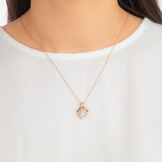 Diamond Cluster Necklace in 10K Yellow and White Gold (0.06 ct tw)