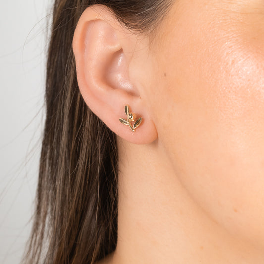 Leaf Stud Earring in 10K Yellow Gold