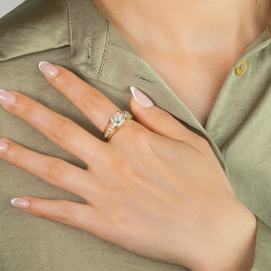 Lab Grown Princess Cut Diamond Engagement Ring in 14K Yellow Gold (2.60 ct tw)