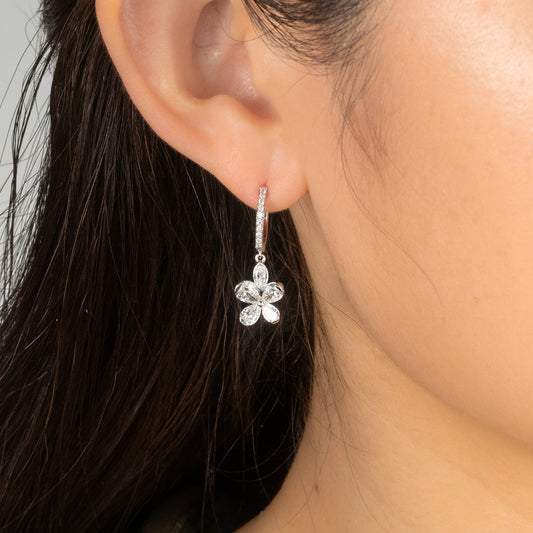 Lab Grown Diamond Flower Earrings in 14K White Gold (1.76 ct tw)