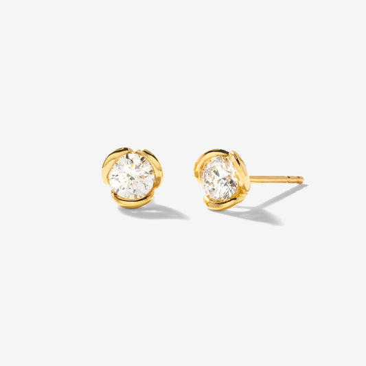 Lab Grown Diamond Flower Stud Earrings in 10K Yellow Gold (0.75 ct tw)