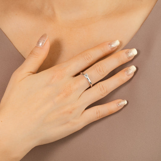 Diamond Solitaire Engagement Ring in 10K White Gold (0.25 ct tw)