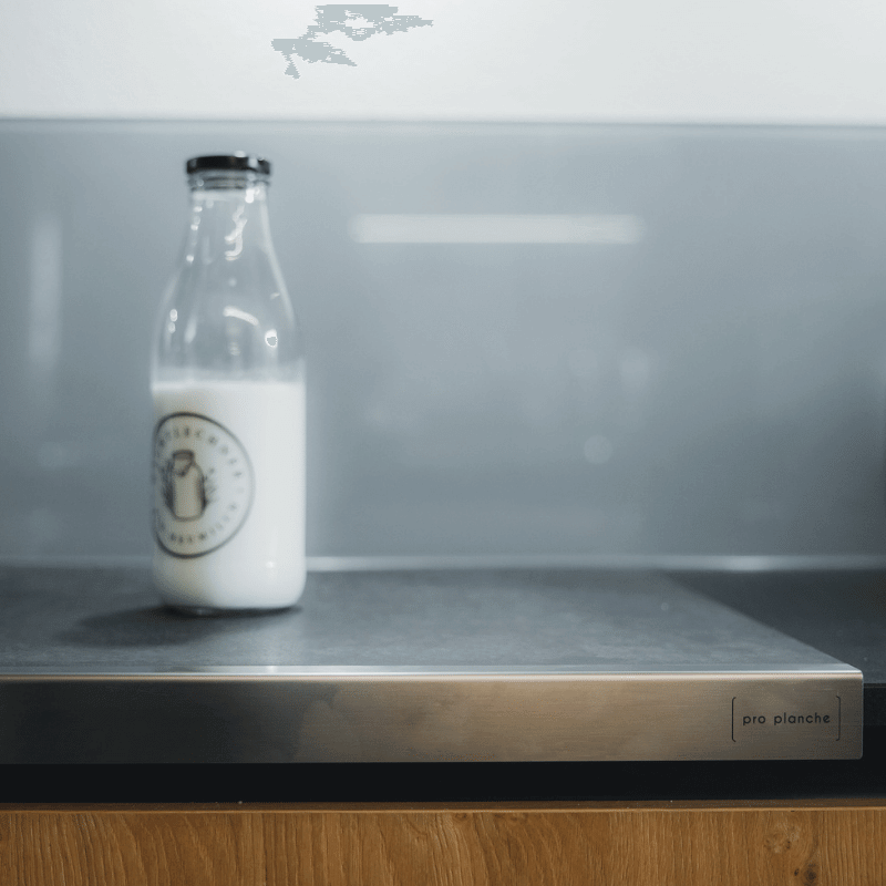 pro planche 4 mit Milchflasche